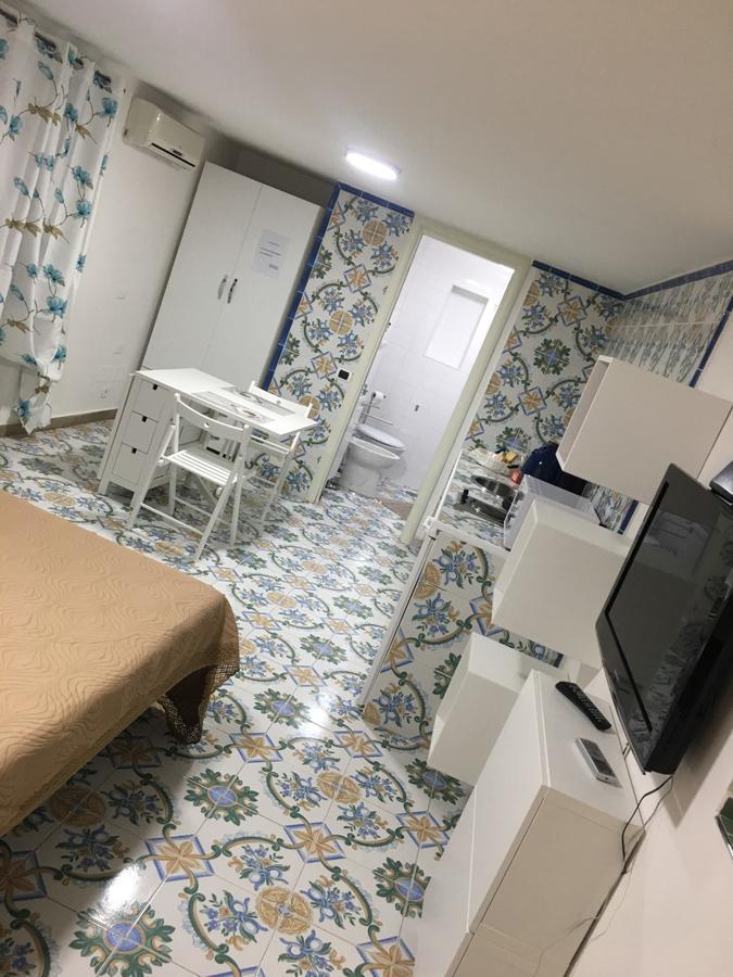 La Corte Del Re Borbone Bed & Breakfast Caserta Eksteriør bilde