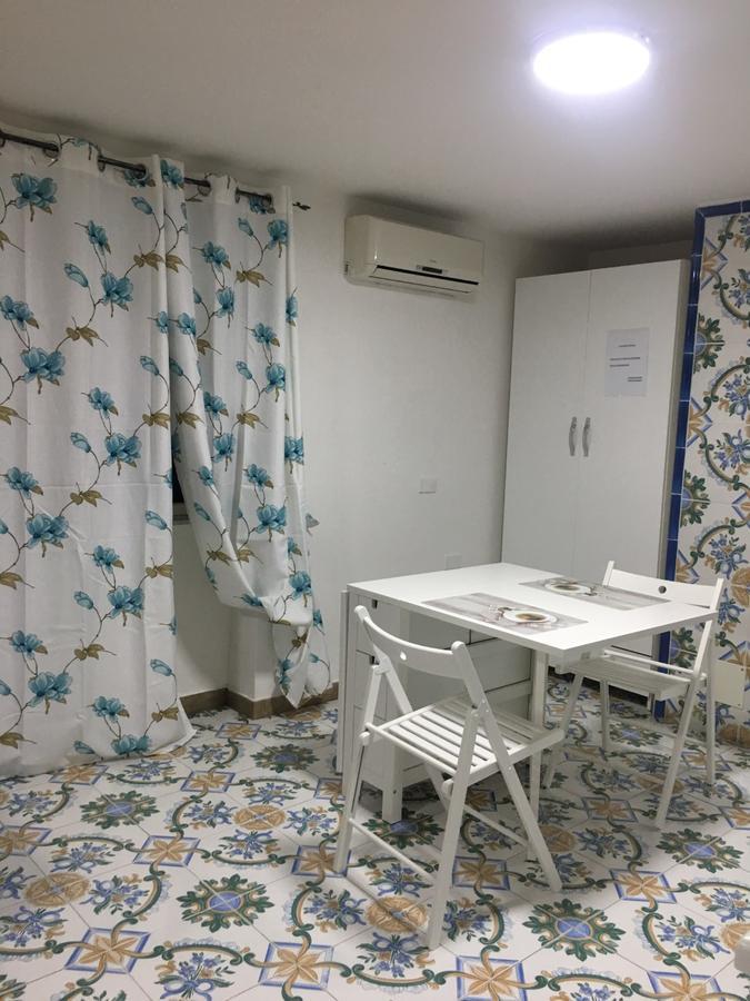 La Corte Del Re Borbone Bed & Breakfast Caserta Eksteriør bilde